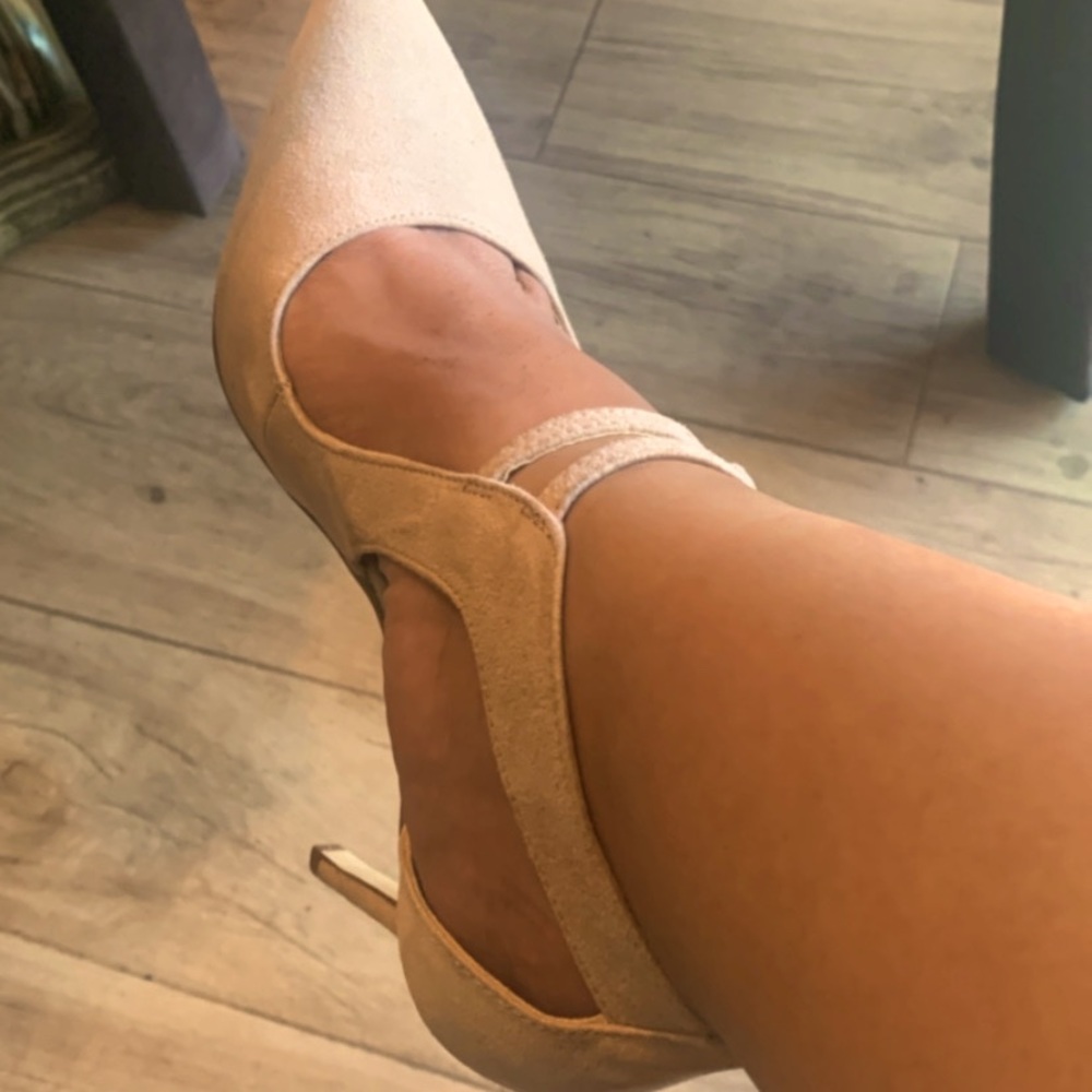 Penny Loves Kenny Nude Faux Suede Heel - 7.5